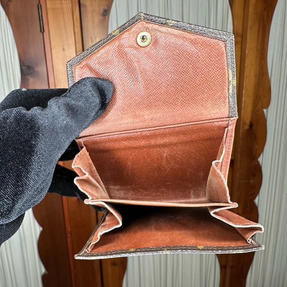 Louis Vuitton Monogram Wallet - Picture 8 of 10